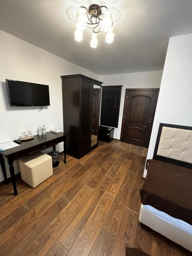 Hotel Купецький Двір Mizhhirya  Zewnętrze zdjęcie