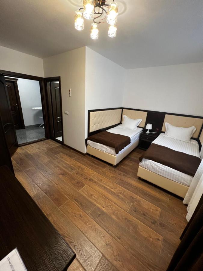 Hotel Купецький Двір Mizhhirya  Zewnętrze zdjęcie